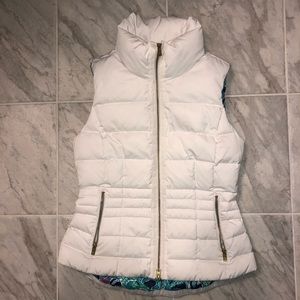 🆕 NWOT Lilly Pulitzer White Down Vest Size M